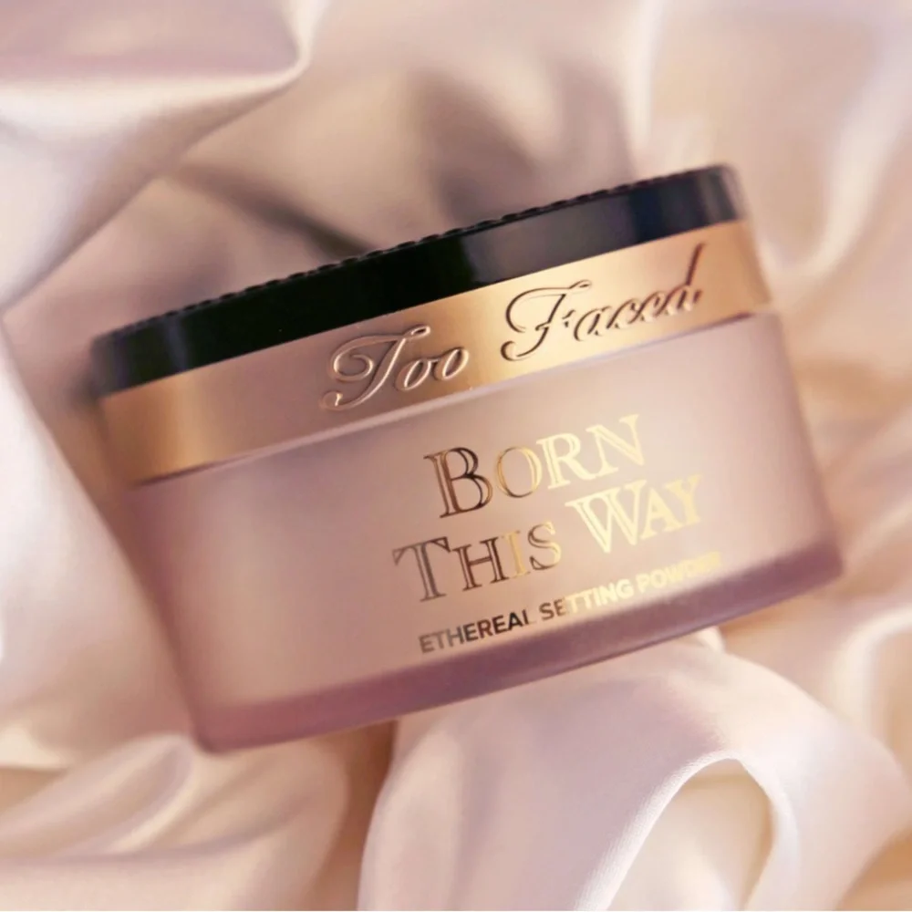 🌛💕Host Pick! Too Faced Born This Way Translucent Setting Powder
